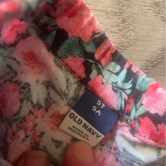 Old Navy FLORAL Skort & Tank Set - Picture 2 of 4